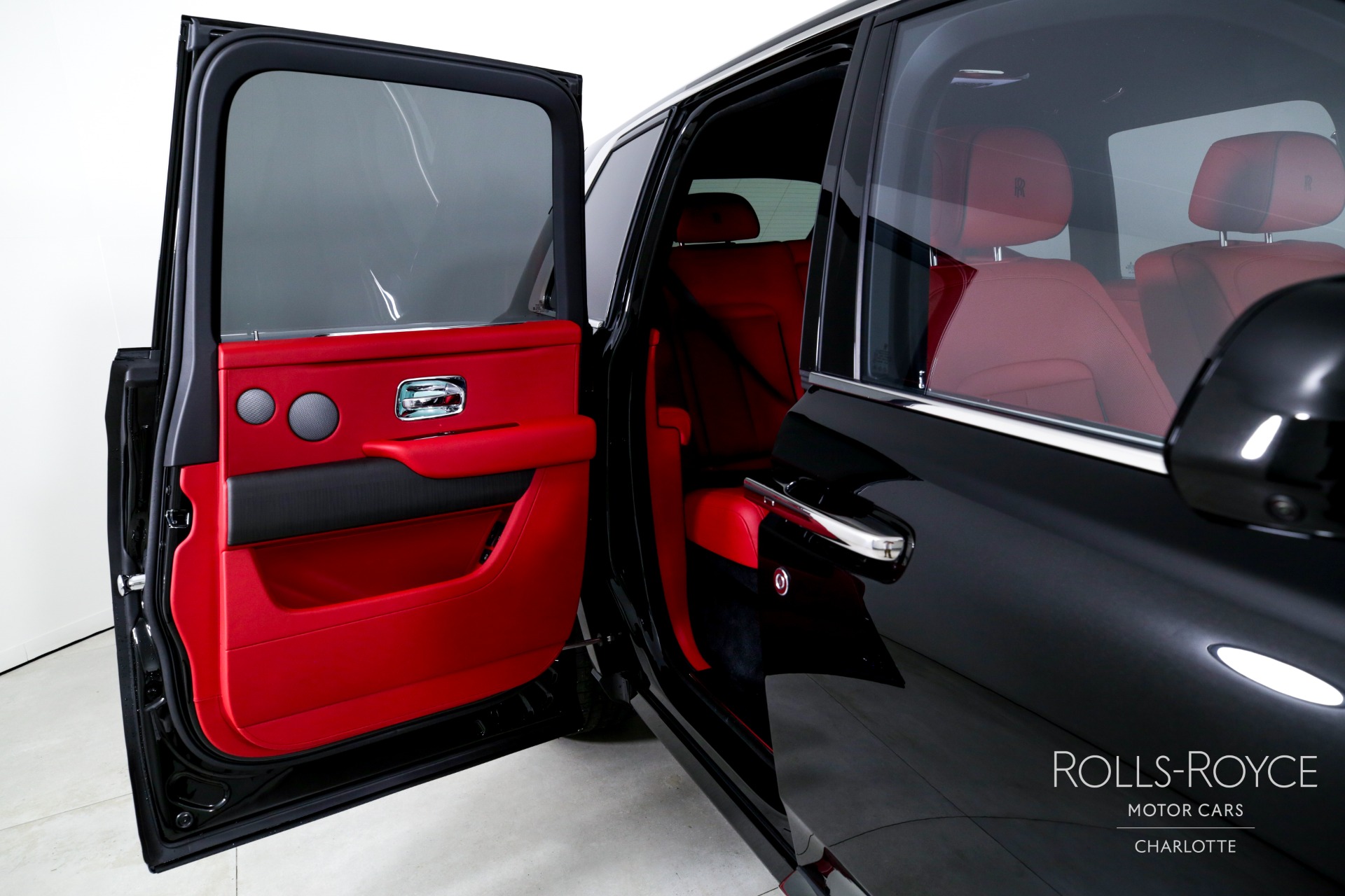 New 2025 Rolls-Royce Cullinan | Charlotte, NC