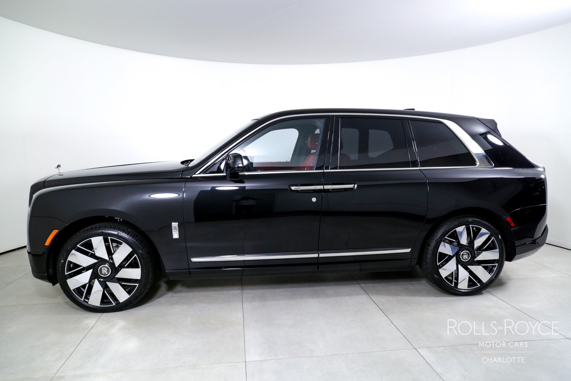 New 2025 Rolls-Royce Cullinan | Charlotte, NC