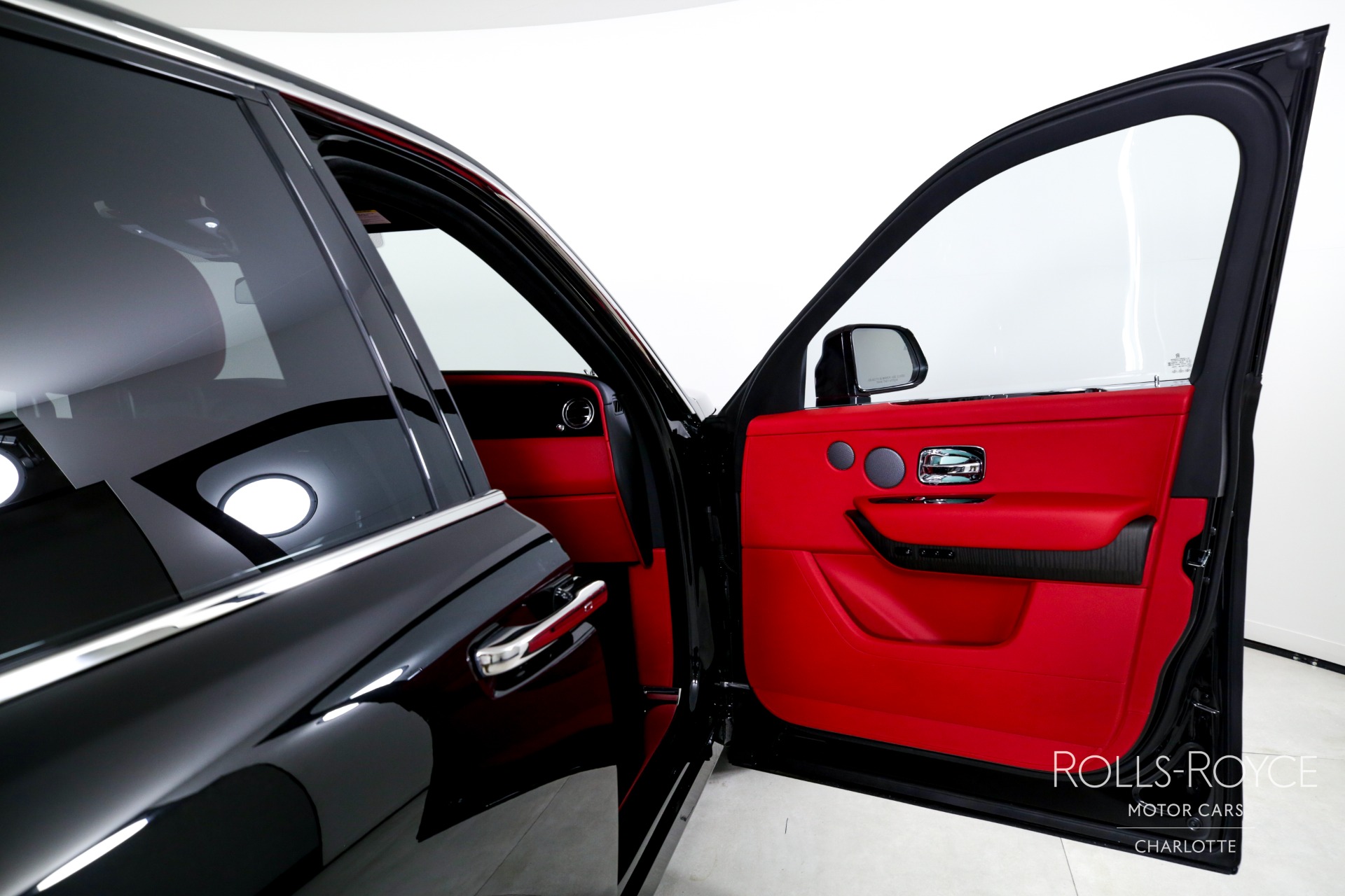 New 2025 Rolls-Royce Cullinan | Charlotte, NC
