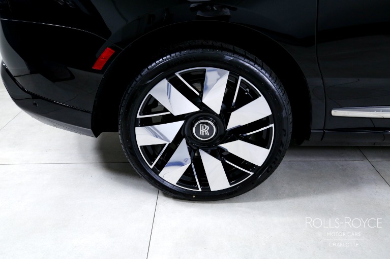 New-2025-Rolls-Royce-Cullinan