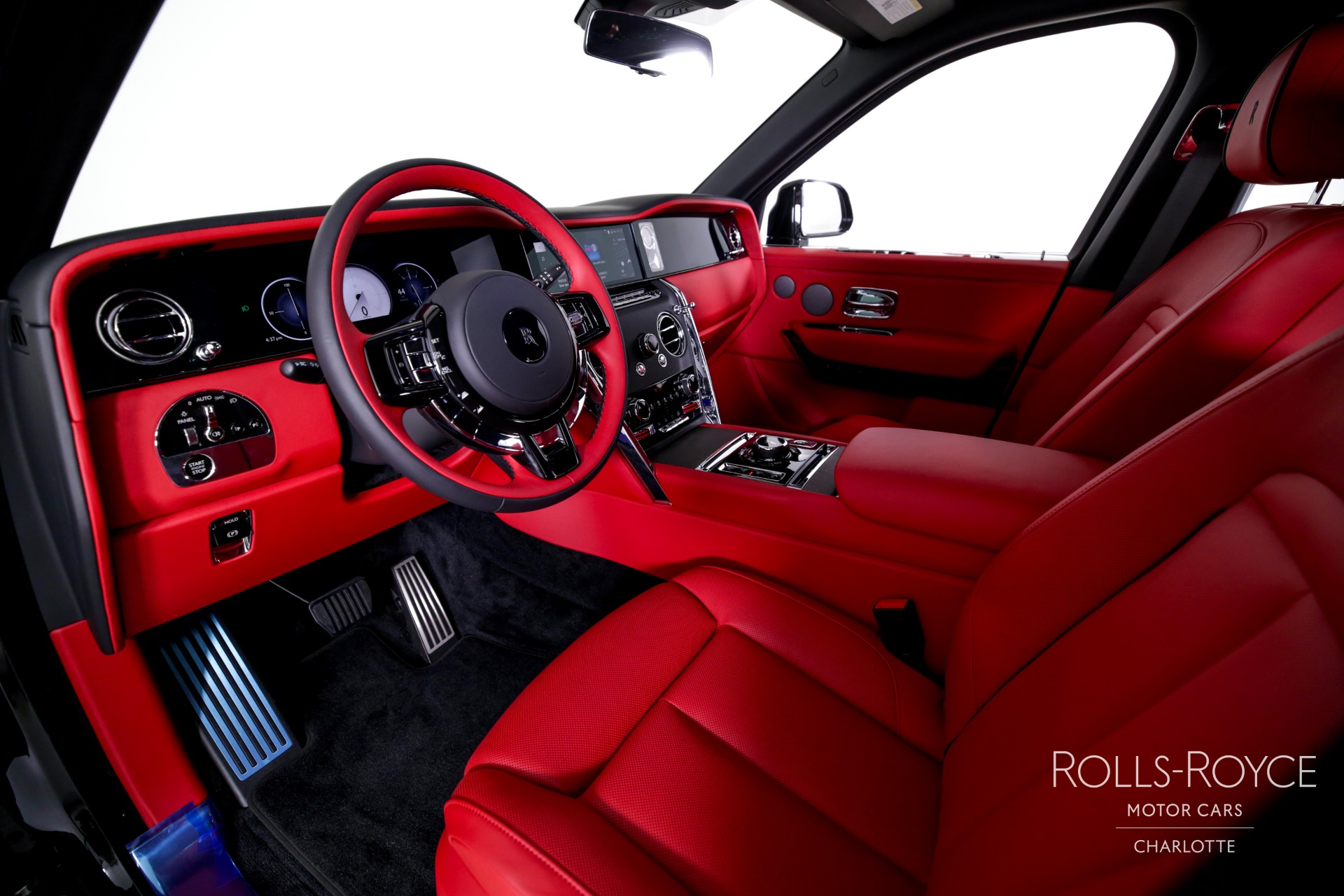 New 2025 Rolls-Royce Cullinan | Charlotte, NC