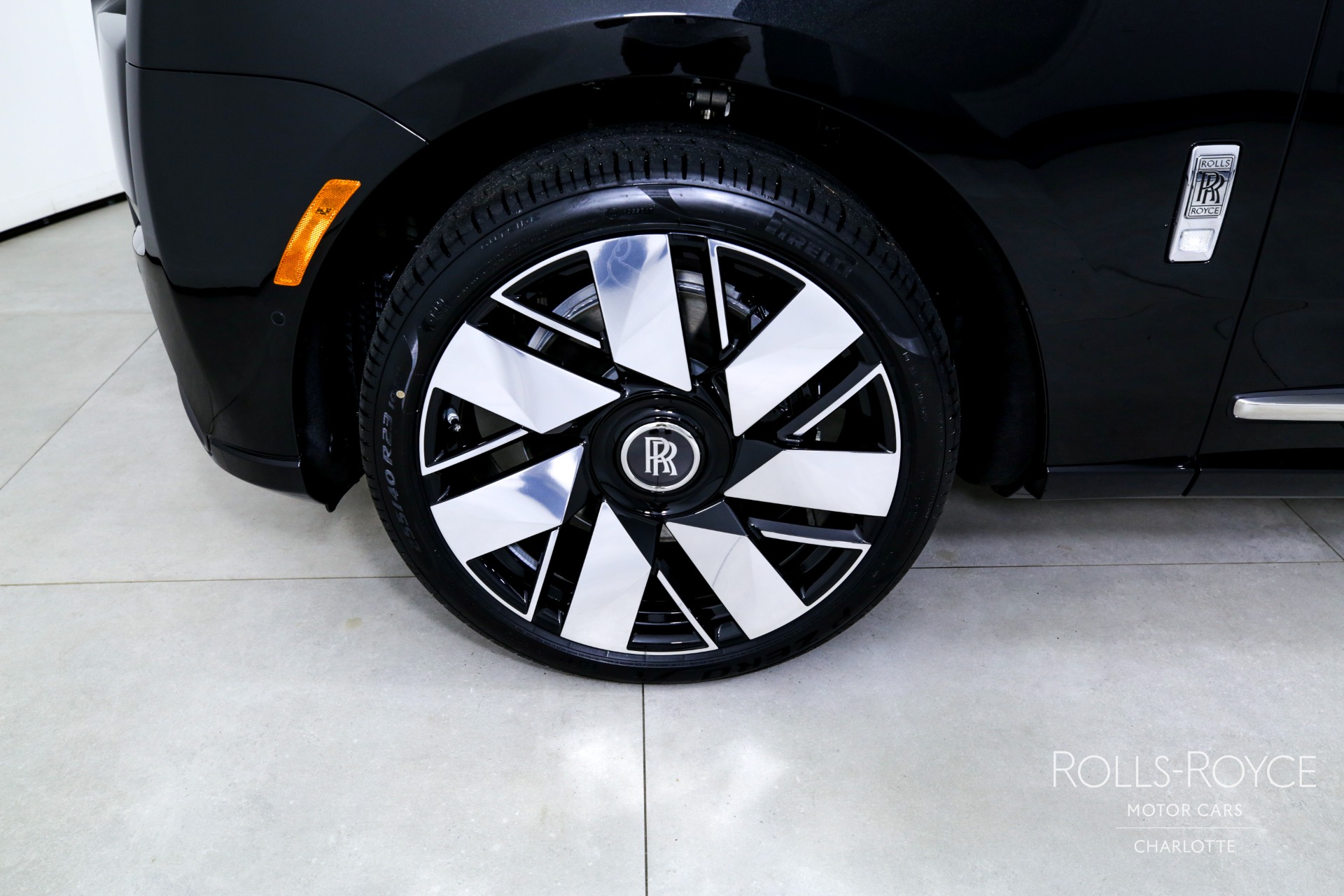 New 2025 Rolls-Royce Cullinan | Charlotte, NC