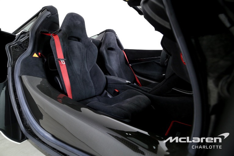 Used-2021-McLaren-720S-Spider-Performance