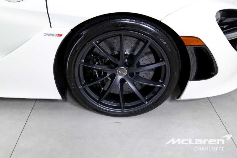 Used-2021-McLaren-720S-Spider-Performance