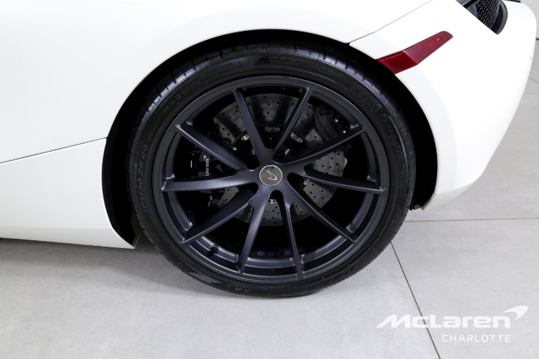 Used-2021-McLaren-720S-Spider-Performance