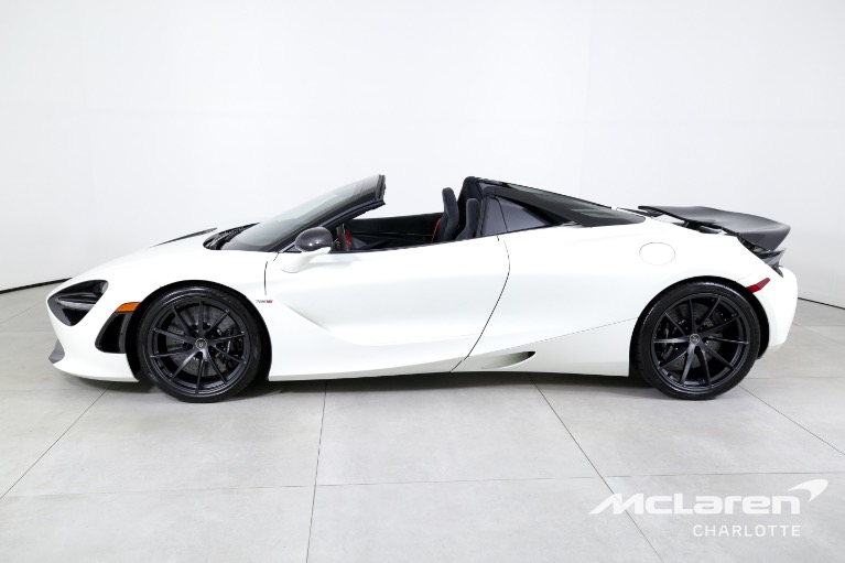 Used-2021-McLaren-720S-Spider-Performance