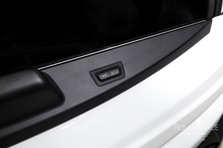 Used-2024-Rolls-Royce-Black-Badge-Cullinan
