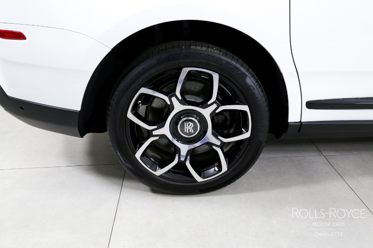 Used-2024-Rolls-Royce-Black-Badge-Cullinan