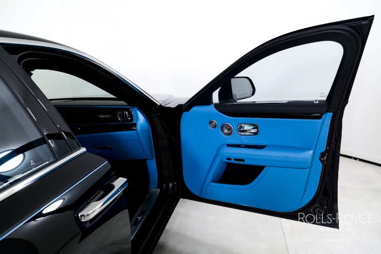 Used-2024-Rolls-Royce-Ghost