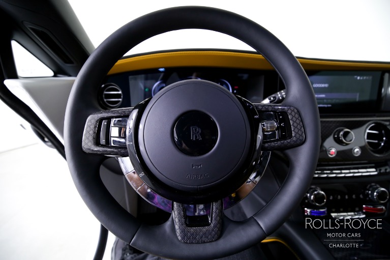 Used-2025-Rolls-Royce-Black-Badge-Spectre