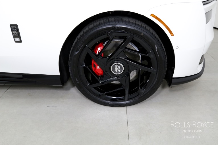 Used-2025-Rolls-Royce-Black-Badge-Spectre