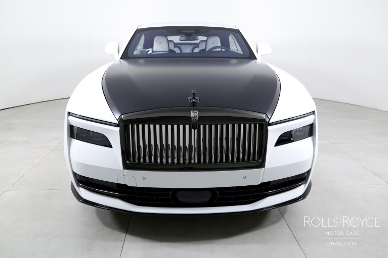 Used-2025-Rolls-Royce-Black-Badge-Spectre