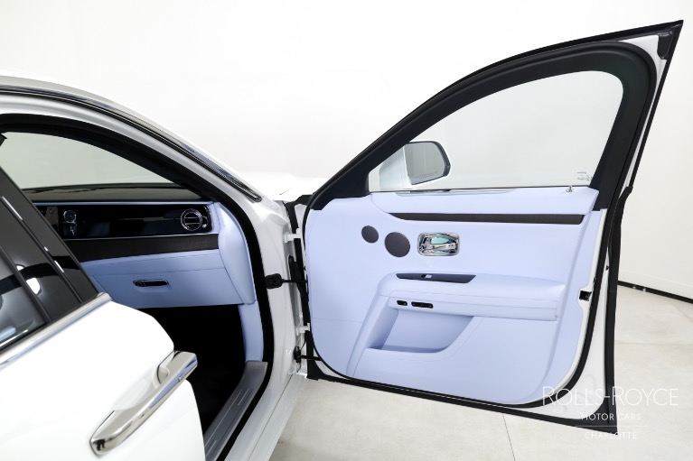 New-2025-Rolls-Royce-Ghost