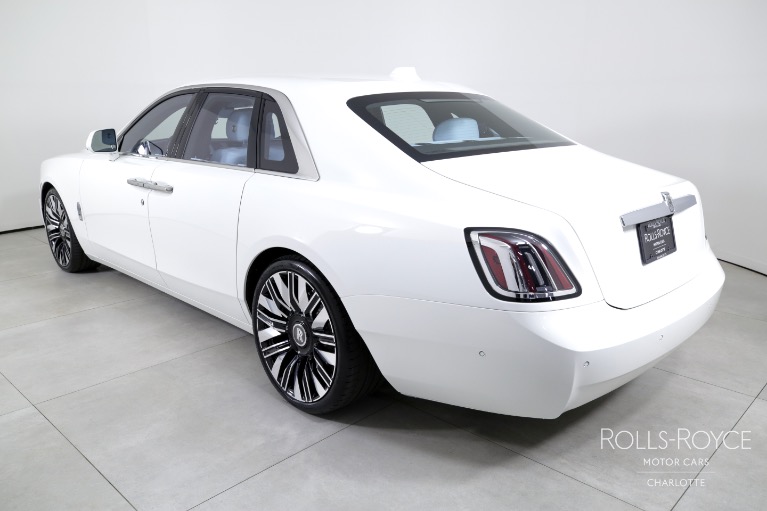 New-2025-Rolls-Royce-Ghost
