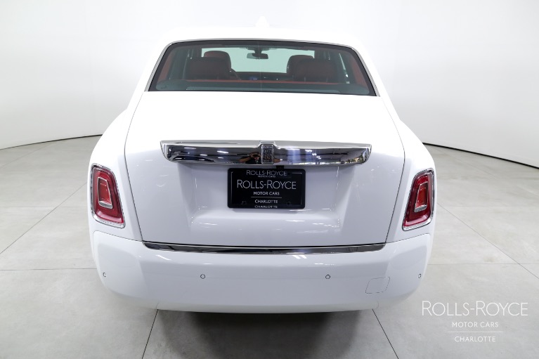 New-2025-Rolls-Royce-Phantom