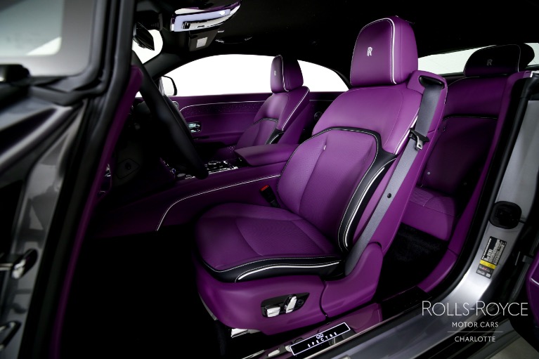 Used-2025-Rolls-Royce-Black-Badge-Spectre