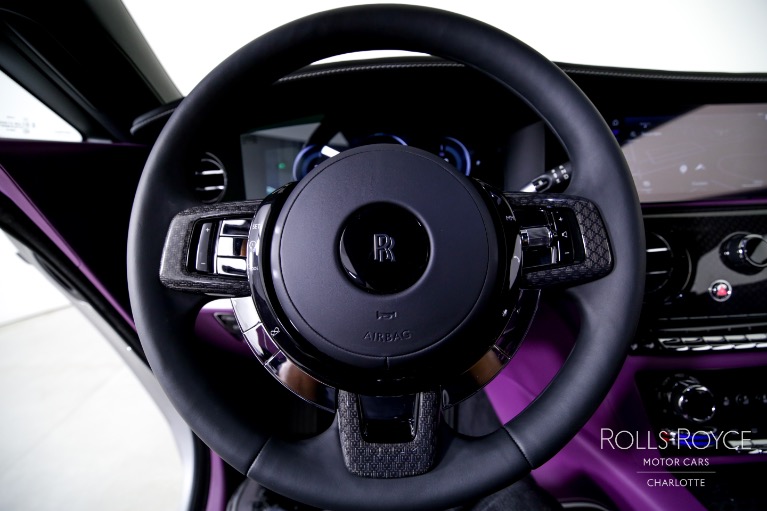 Used-2025-Rolls-Royce-Black-Badge-Spectre