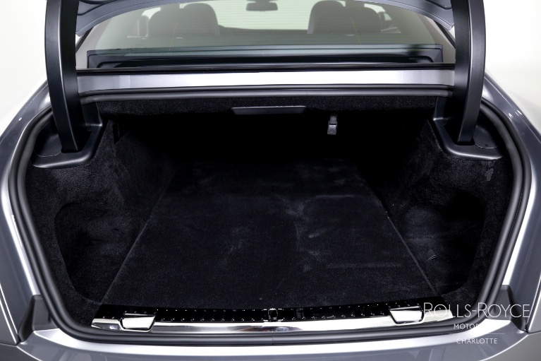 Used-2025-Rolls-Royce-Black-Badge-Spectre