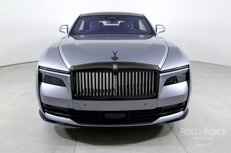 Used-2025-Rolls-Royce-Black-Badge-Spectre