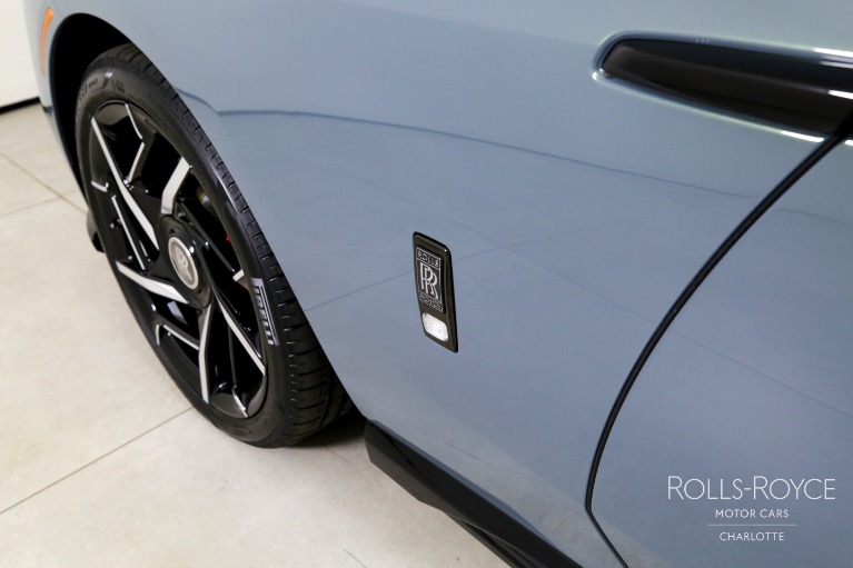 Used-2025-Rolls-Royce-Black-Badge-Spectre