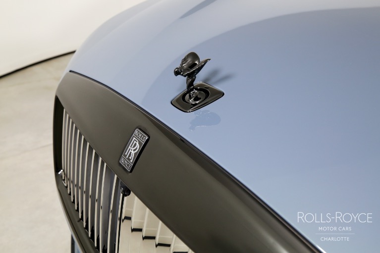 Used-2025-Rolls-Royce-Black-Badge-Spectre