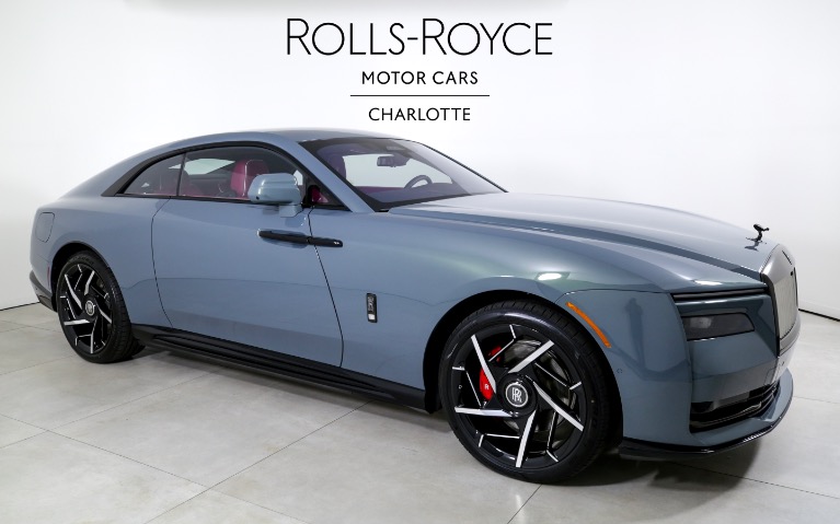 Used-2025-Rolls-Royce-Black-Badge-Spectre
