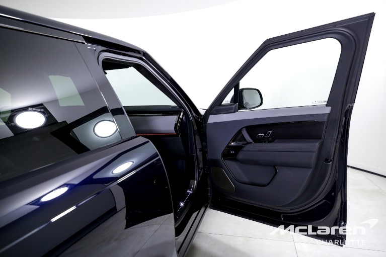 Used-2025-Land-Rover-Range-Rover-Sport-P635-SV-Edition-Two