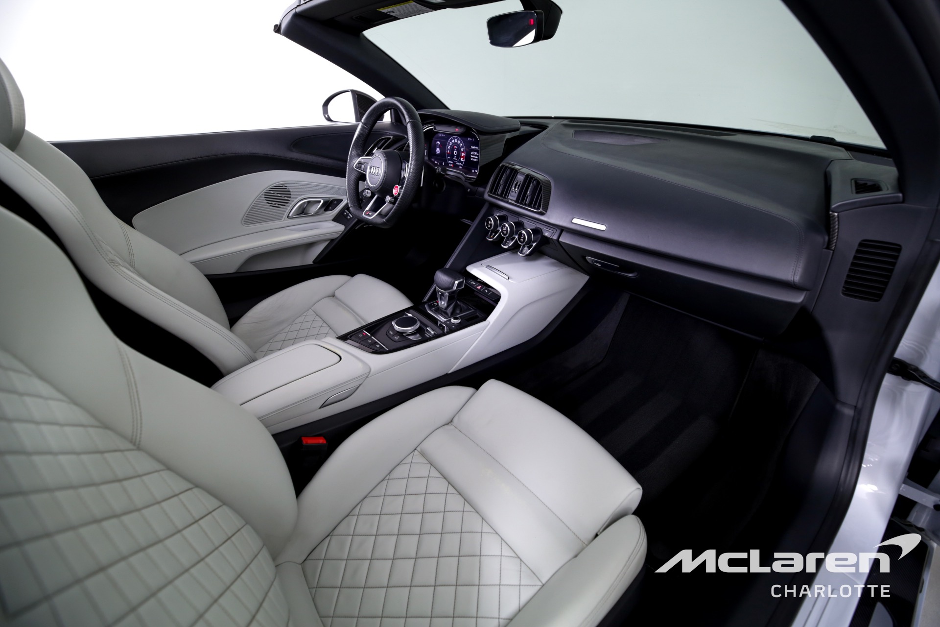 Used 2020 Audi R8 5.2 quattro V10 perform. Spyder | Charlotte, NC