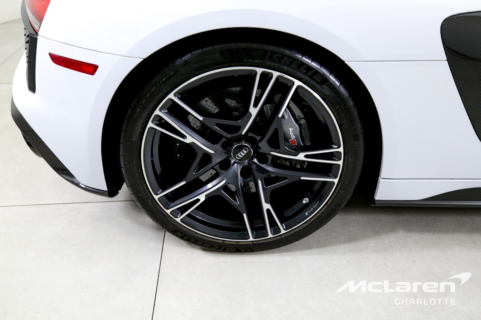 Used 2020 Audi R8 5.2 quattro V10 perform. Spyder | Charlotte, NC