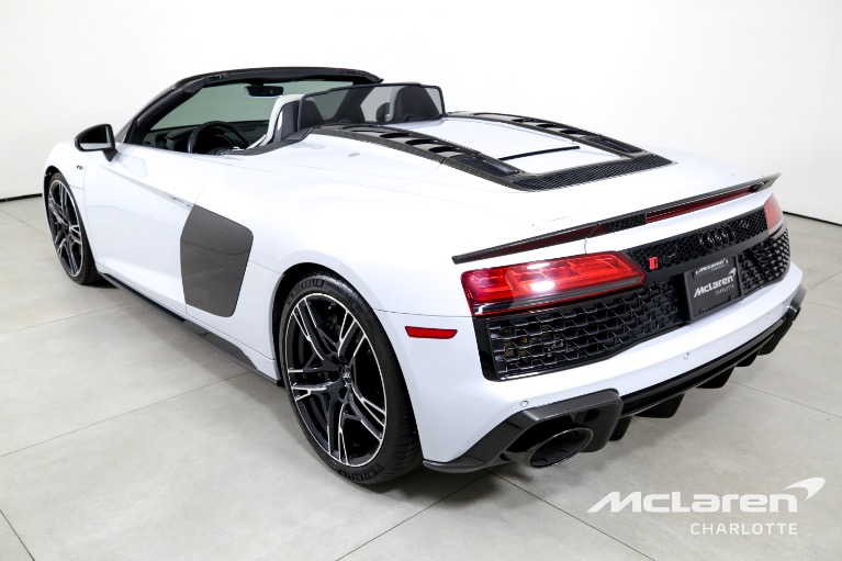 Used-2020-Audi-R8-52-quattro-V10-perform-Spyder