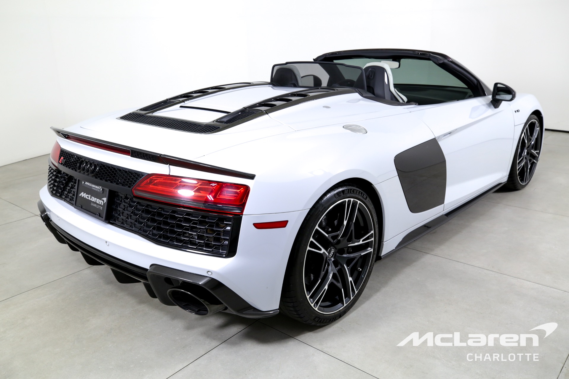Used 2020 Audi R8 5.2 quattro V10 perform. Spyder | Charlotte, NC