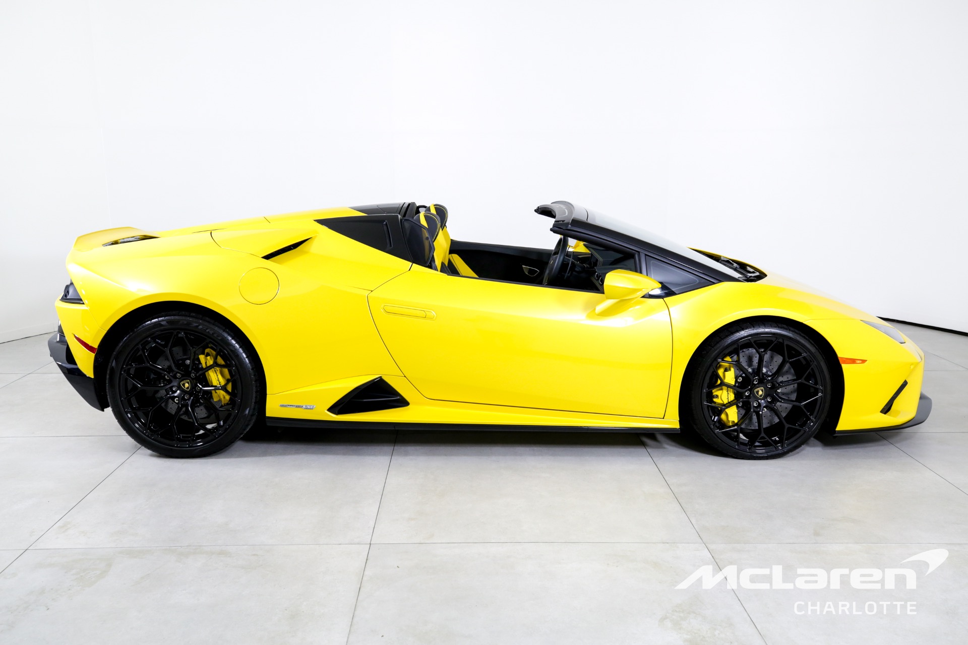 Used 2023 Lamborghini Huracan EVO Spyder | Charlotte, NC