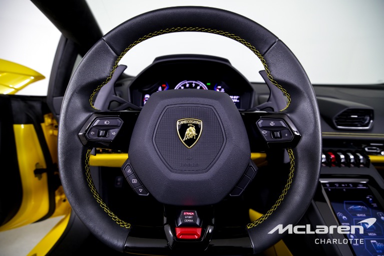 Used-2023-Lamborghini-Huracan-EVO-Spyder