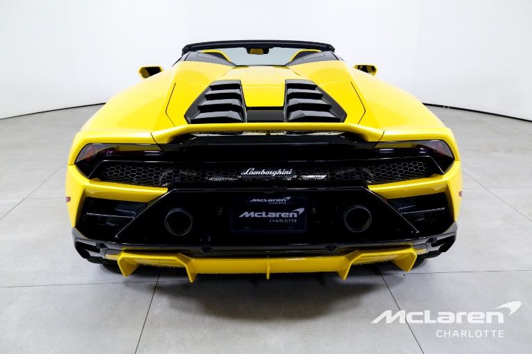 Used-2023-Lamborghini-Huracan-EVO-Spyder