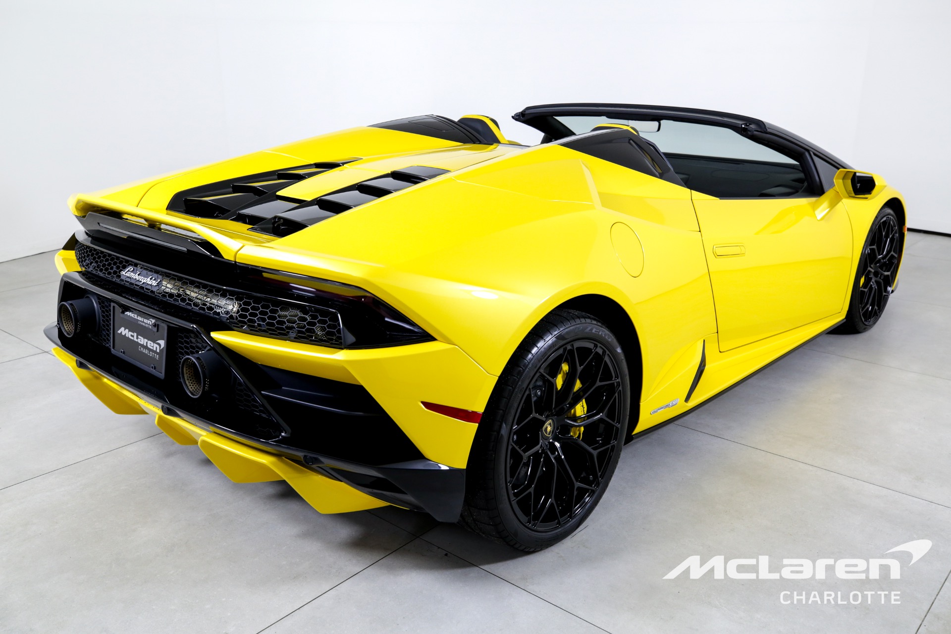 Used 2023 Lamborghini Huracan EVO Spyder | Charlotte, NC