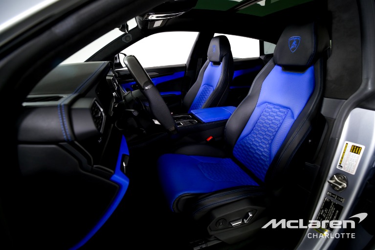 Used-2021-Lamborghini-Urus