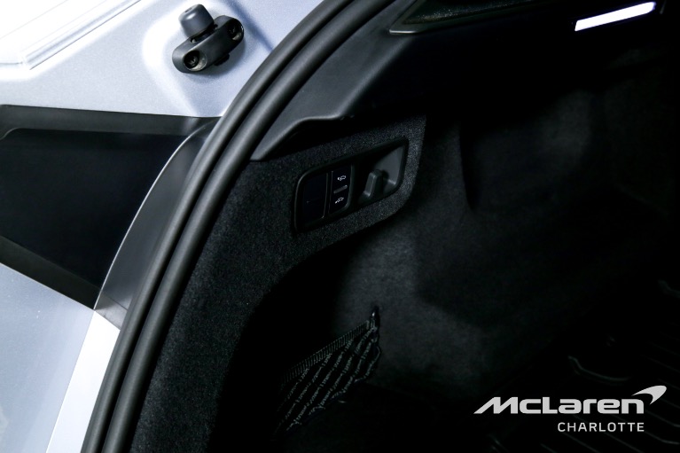 Used-2021-Lamborghini-Urus