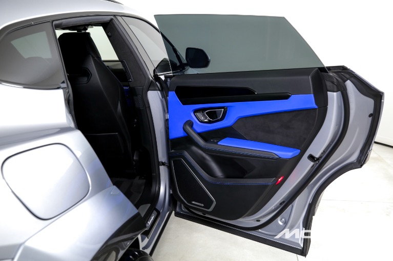Used-2021-Lamborghini-Urus