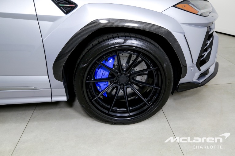 Used-2021-Lamborghini-Urus
