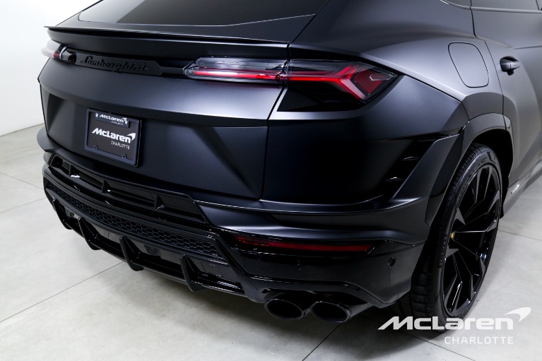 Used-2024-Lamborghini-Urus-S