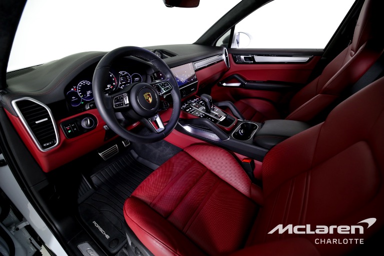 Used-2023-Porsche-Cayenne-Turbo-S-E-Hybrid