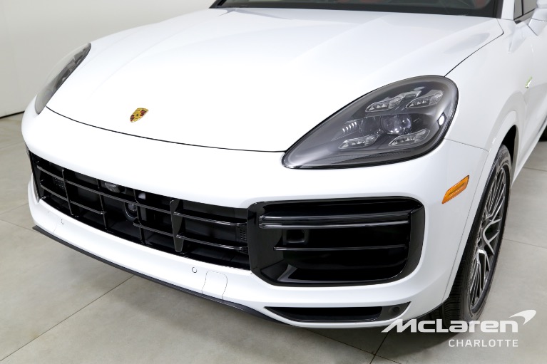 Used-2023-Porsche-Cayenne-Turbo-S-E-Hybrid