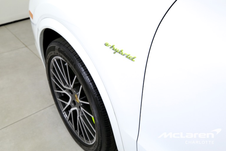 Used-2023-Porsche-Cayenne-Turbo-S-E-Hybrid
