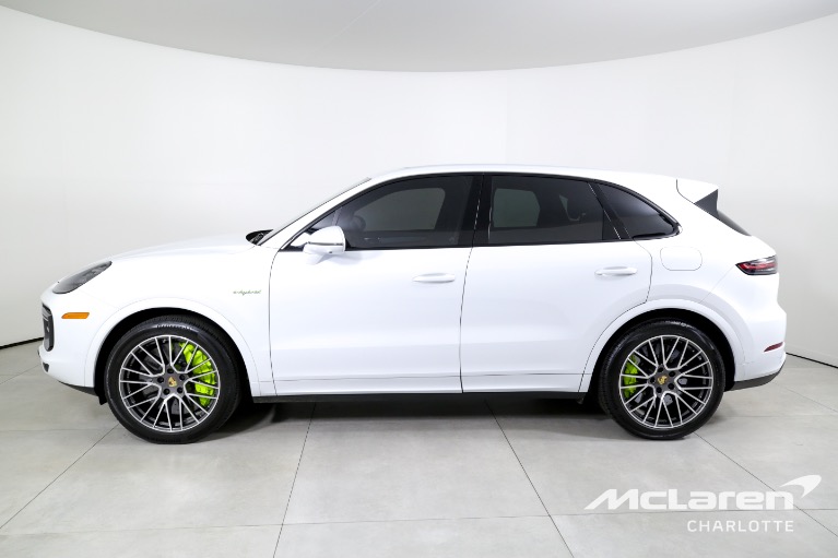 Used-2023-Porsche-Cayenne-Turbo-S-E-Hybrid