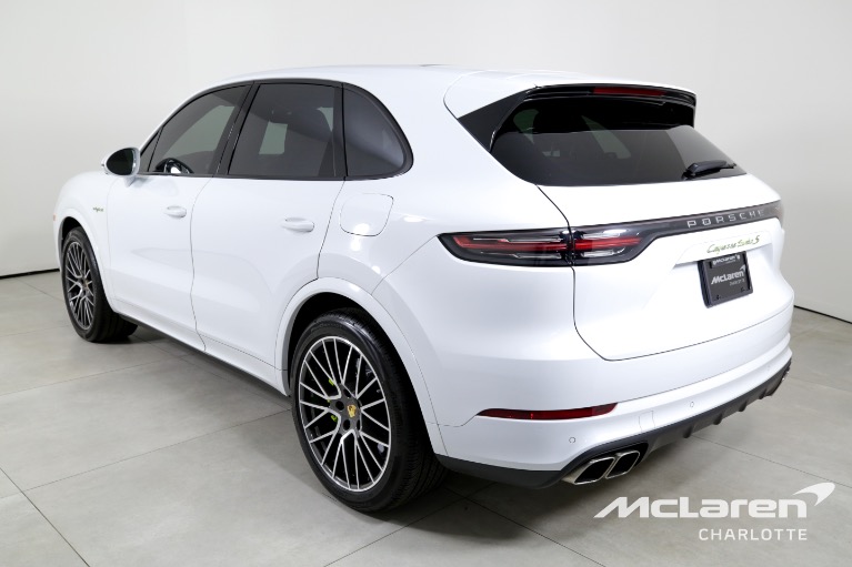 Used-2023-Porsche-Cayenne-Turbo-S-E-Hybrid