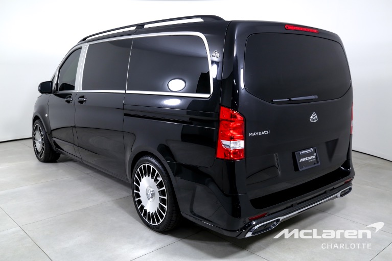 Used-2018-Mercedes-Benz-Metris-Passenger