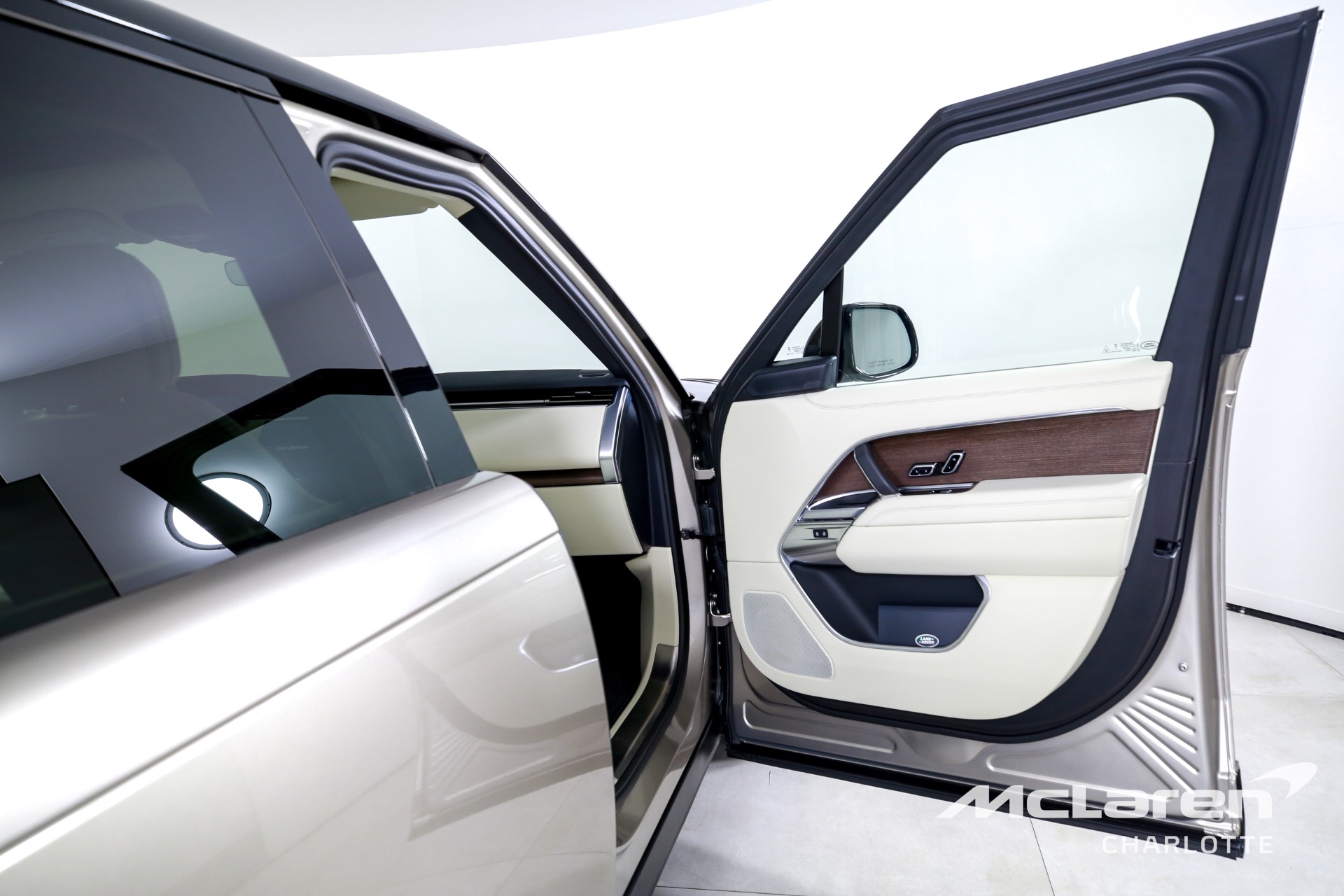 Used 2024 Land Rover Range Rover P400 SE LWB | Charlotte, NC