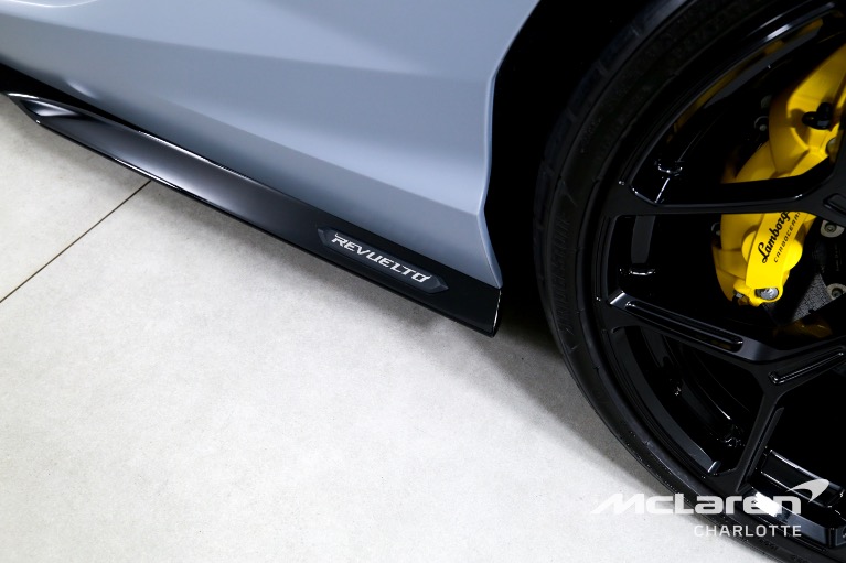 Used-2024-Lamborghini-Revuelto