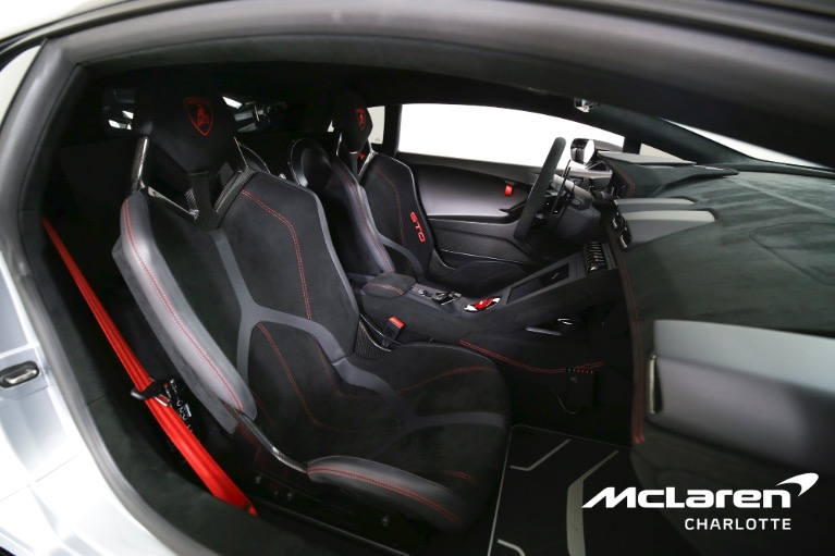 Used-2023-Lamborghini-Huracan-STO