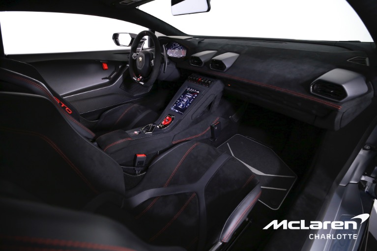 Used-2023-Lamborghini-Huracan-STO
